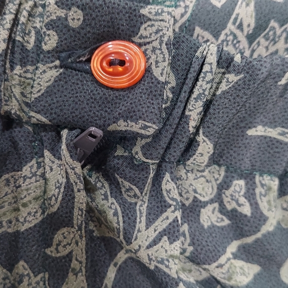 Women's skirt - Picture 3 of 5